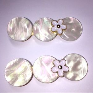 ELEGANT PEARL HAIR CLIP